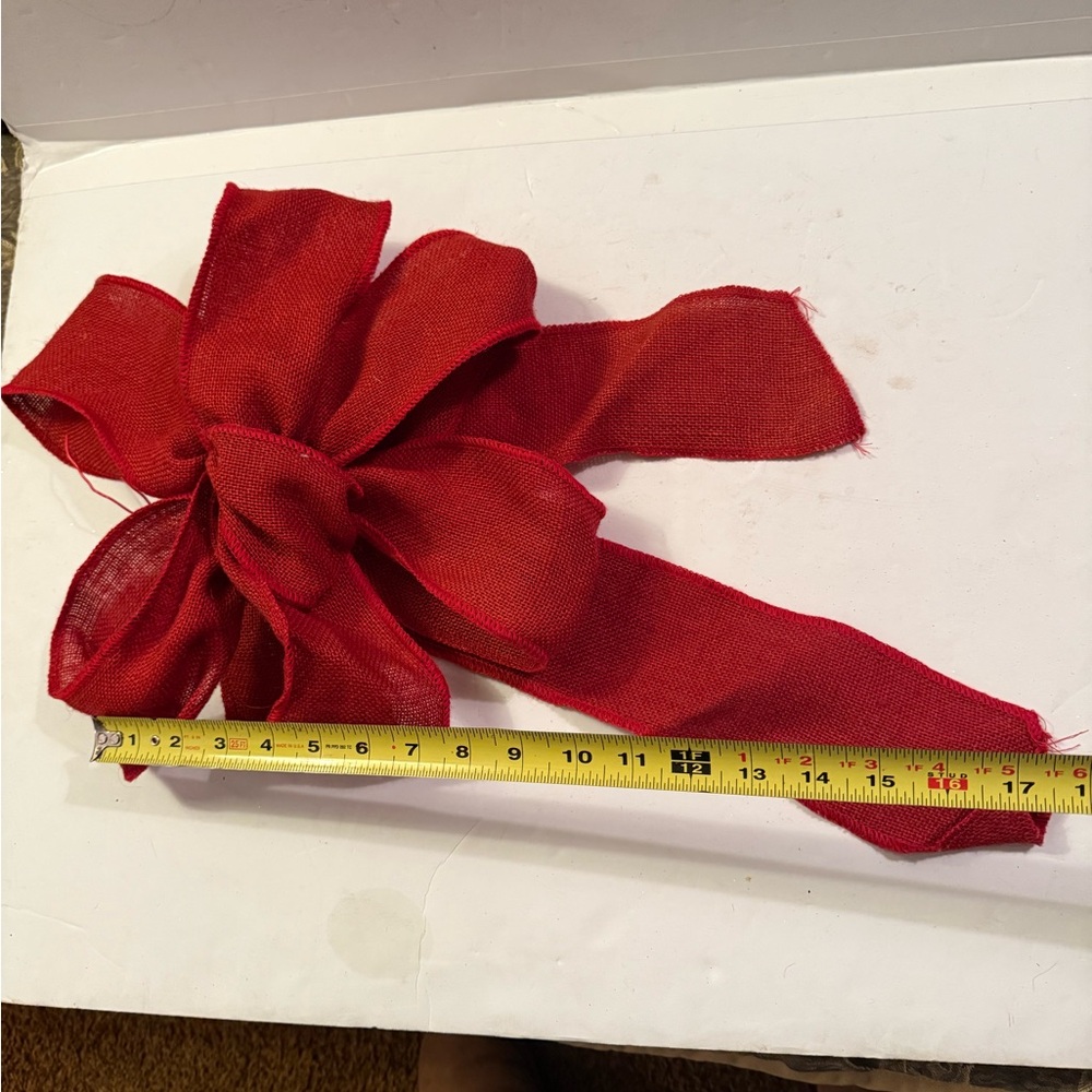 Red Bow Accessory - Picture 4 of 5